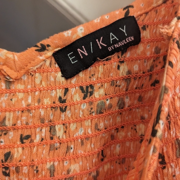 New dress never worn - Picture 4 of 4